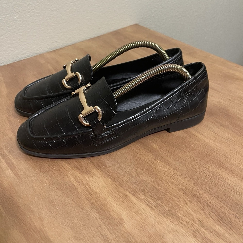 Steve Madden Faux Croc Loafers Black Flats Gold Buckle Classy Office Sz‎ 8